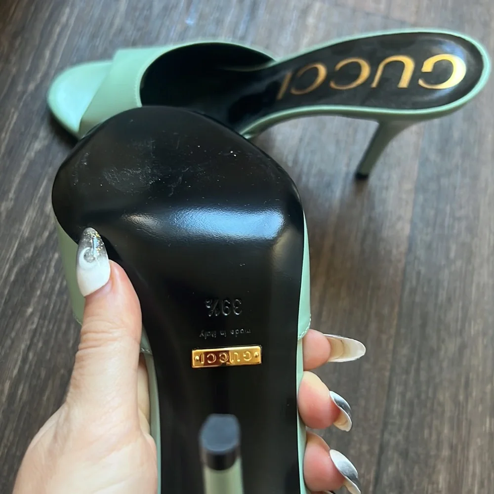 Gucci Patent Heels - Picture 9 of 10